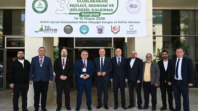 Akaki Tsereteli Devlet Üniversitesi Rektörü Prof. Dr. Shalva Kirtadze ve