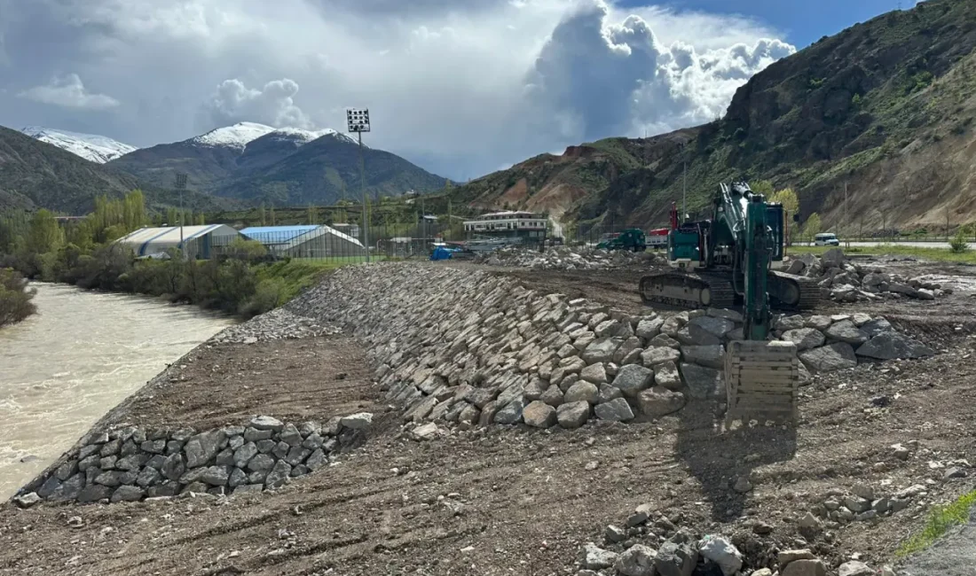 İspir Belediyesi, Gülhas Mahallesi'nde yapılacak yeni kültür merkezinin tahkimat çalışmalarını