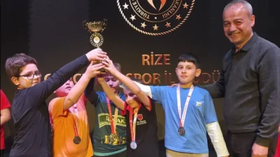 Rize'de gerçekleştirilen Okul Sporları Satranç Minikler A Genel İl Birinciliği,