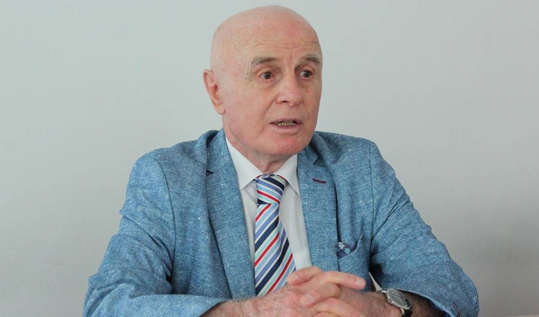 Rıza Sümer, Anneler Günü dolayısıyla yayımladığı mesajında, Türkiye ve dünyadaki