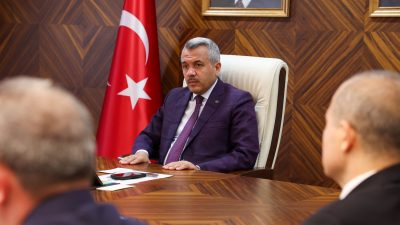 Vali İhsan Selim Baydaş başkanlığında, yaklaşan turizm, çay sezonu ve