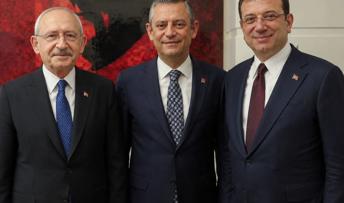 ADNAN ONAY &nbsp; CHP teşkilatları, olup bitenleri hâlâ iktidara yürüyen
