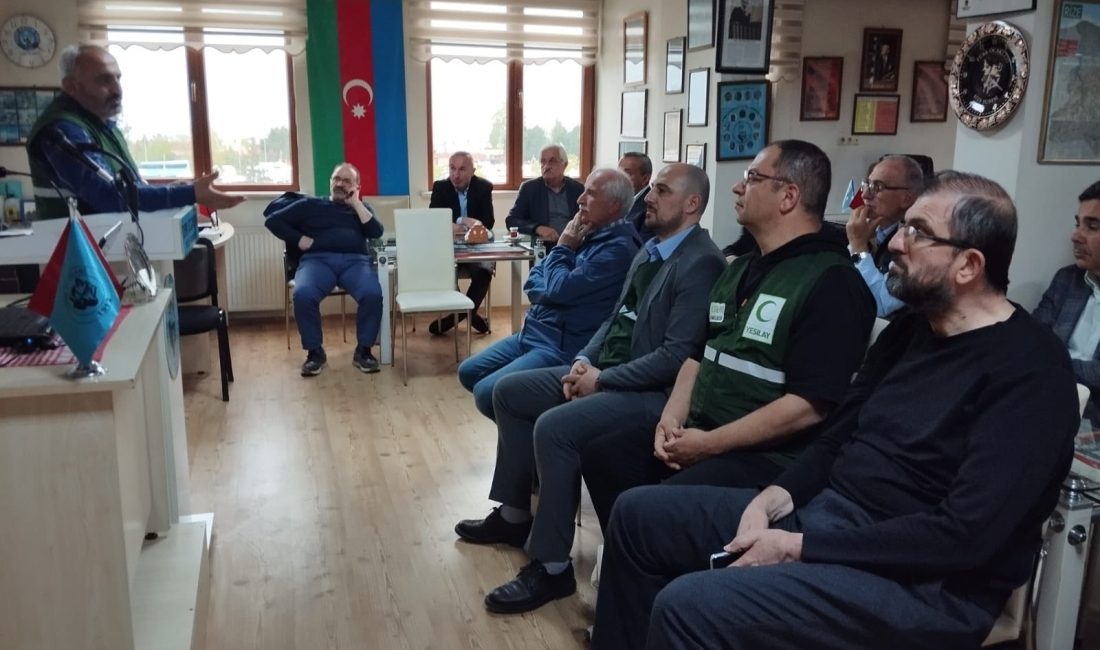 Türk Ocakları Rize Şubesinde Perşembe konferansları devam ediyor. Yeşilay Rize