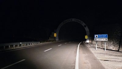 KGM İSPİR’DEKİ ÖZLÜCE TÜNELİNİ UNUTTU?