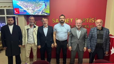 Saadet Partisi Ardeşen İlçe Başkanlığı’nda görev değişimi yaşandı. Yaklaşık 4