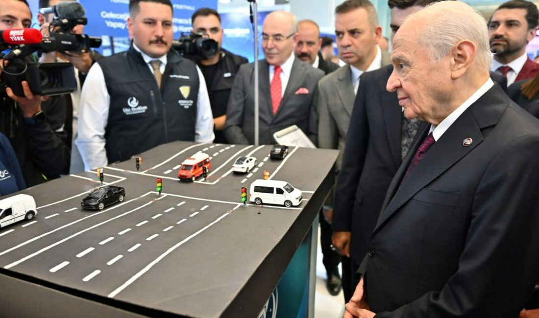 Ankara’da düzenlenen TEKNOCAK Teknoloji ve İnovasyon Festivali’nde Rize Ülkü Ocakları’nın