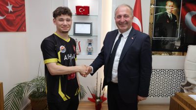 Arhavi’nin gururu, Arhavi Gençlik ve Spor İlçe Müdürlüğü sporcusu ve