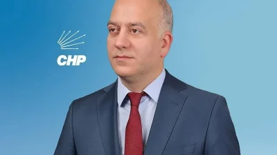 Gemi Su Aldı Ayrılma Zamanı Geldi. Geminin Batmasını Bekleyemem