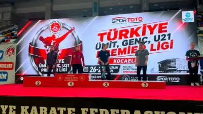 Artvinli karateciler, Kocaeli'deki Türkiye Şampiyonası'nda başarılar elde etti. Eslem Asya