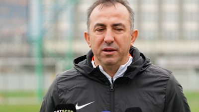 Süper Lig'de yeni sezon hazırlıklarını sürdüren Çaykur Rizespor'da gözler transfer