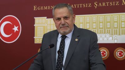 CHP Rize Milletvekili Tahsin Ocaklı'nın da aralarında bulunduğu 10 milletvekiline