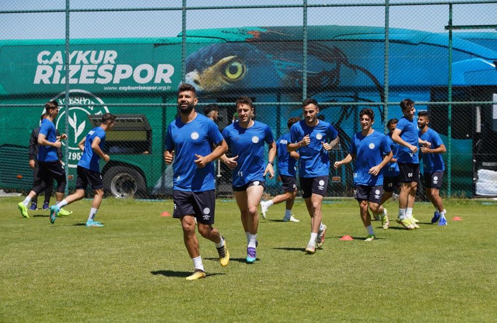 Çaykur Rizespor, 2026-2027 sezonu hazırlık programını açıkladı. Yeşil-mavili ekip, yeni
