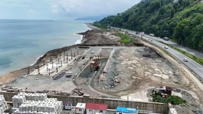Rize Belediyesi, Bozkale Mahallesi sahil dolgu alanında yapımına başladığı Su