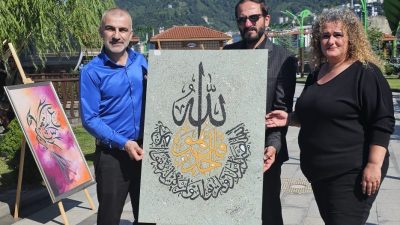 Rize'nin simge yapılarından biri haline gelen Çay Çarşısı, Üçüncüzade Eğitim