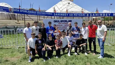 Gaziantep'teki 2025-2026 Eğitim Öğretim Yılı Okul Sporları Güreşler Türkiye Şampiyonası'nda