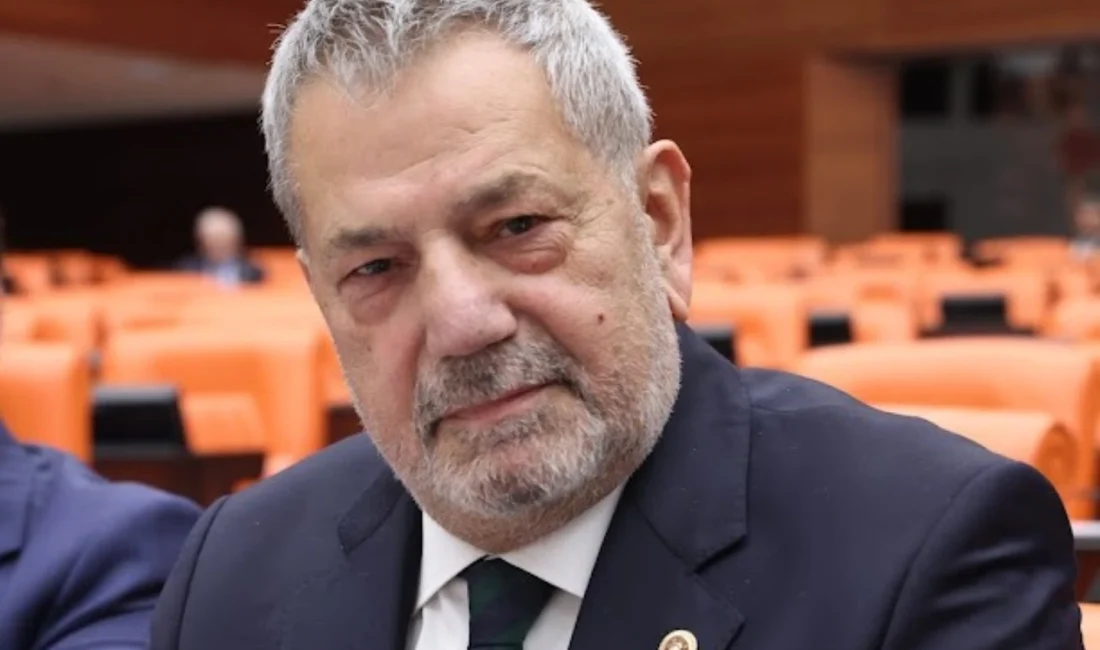 CHP Rize Milletvekili Tahsin Ocaklı, partinin 38. Olağan Kurultayı'na yönelik