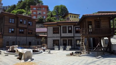 Rize’nin yeni buluşma noktası olacak Kültür ve Sanat Merkezi’nde çalışmalar