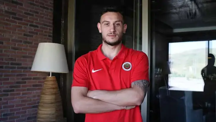 Gençlerbirliği’ nin Vanspor FK’dan kadrosuna kattığı Rizeli 24 yaşındaki savunma