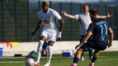 Yeni sezon hazırlıklarını Slovenya’da sürdüren Çaykur Rizespor, kamp dönemindeki ilk