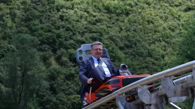 Trabzon'un Yomra ilçesinde, 300 milyon lira yatırımla açılan Forapark Yomra