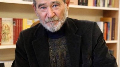 ADNAN ONAY &nbsp; “Kuş ölür, sen uçuşu hatırla” Füruğ &nbsp;
