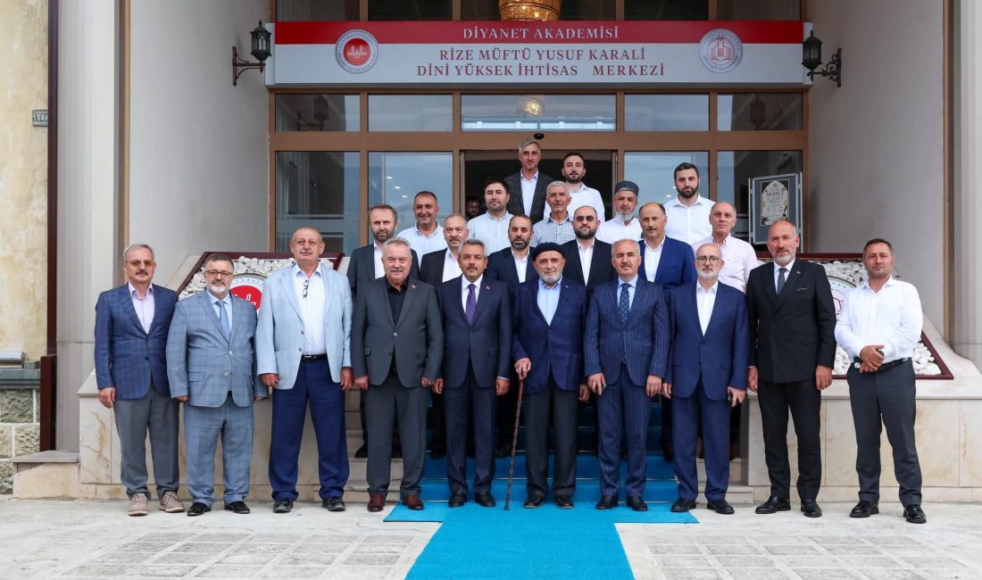 Vali İhsan Selim Baydaş’ın katılımıyla, Müftü Yusuf Karali Dini Yüksek