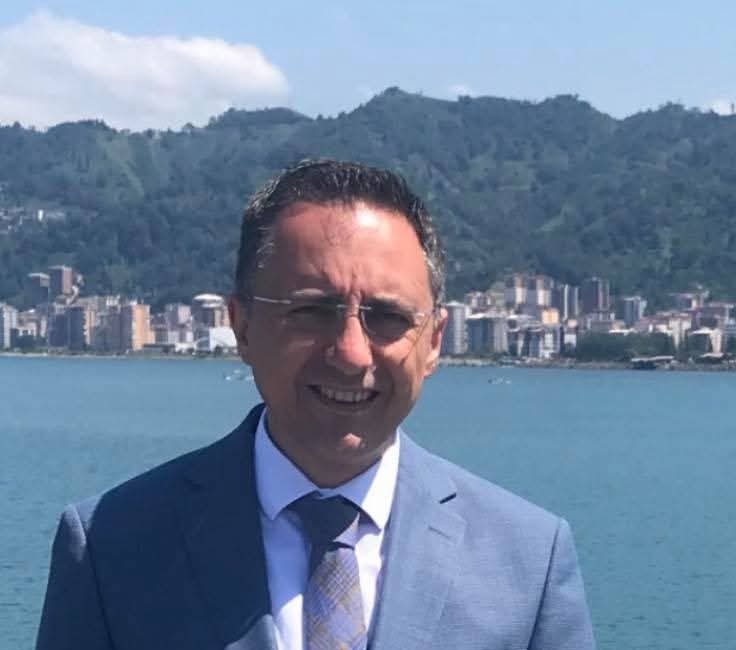 Geçmiş yıllarda Rize Vali Yardımcısı olarak görev yapan Ahmet Dalkıran,