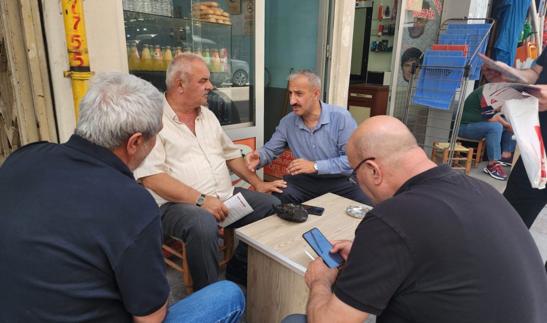 Saadet Partisi Rize Merkez İlçe Başkanı Mustafa Kalender ve ilçe