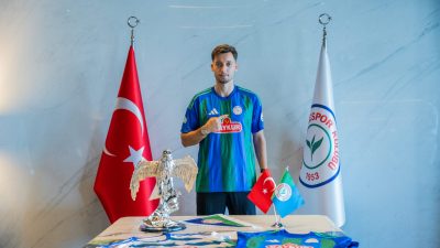 Süper Lig ekiplerinden Çaykur Rizespor, savunma hattını Beşiktaş’tan Tayyip Talha