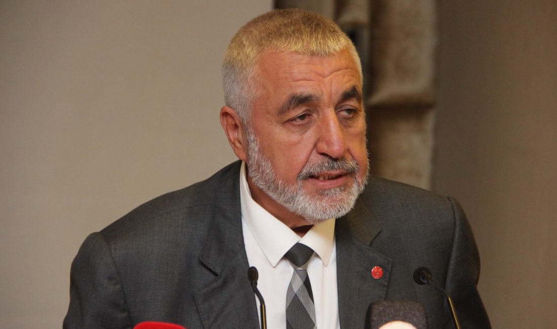 Saadet Partisi Adana İl Başkanı Muhammet Çelebi Keyhıdır, ekonomik büyümenin