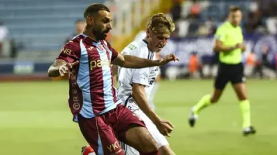 Trabzonspor’un yeni transferi Mısırlı futbolcu Muhammed Salah, Kasımpaşa karşılaşmasında bordo-mavili