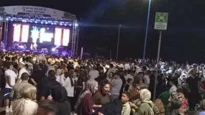 Of Folklor Derneği  binlerce kişiyi bir araya toplayarak ,hep