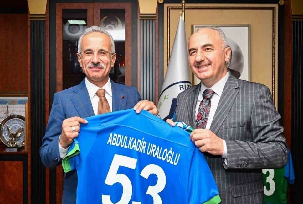 ADNAN ONAY Biz Rizeliler Ulaştırma ve Altyapı Bakanı Abdülkadir Uraloğlu’na
