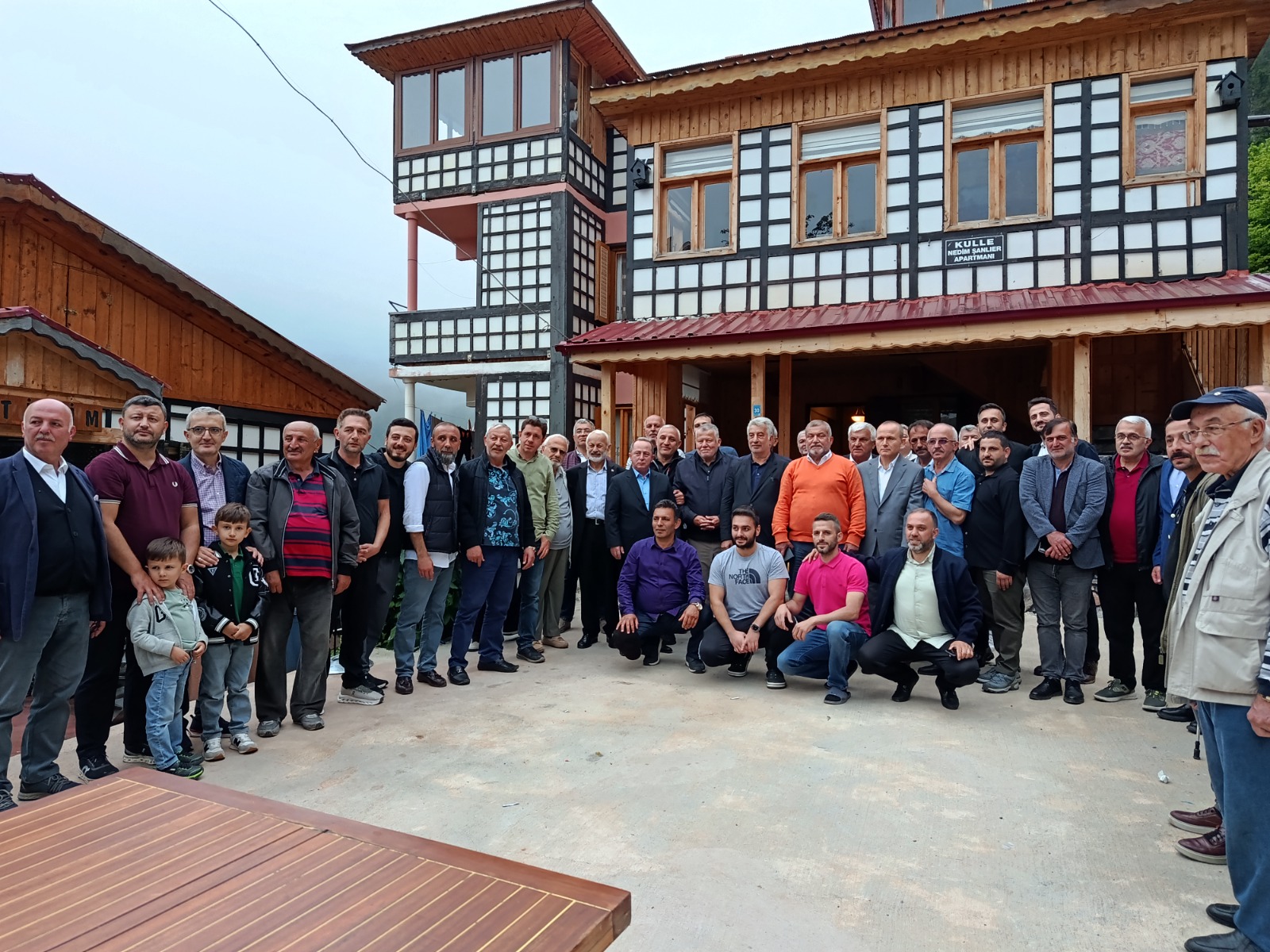 İkizdere’nin en büyük köylerinden eski ismi İksenit olan Diktaş köylülerinin