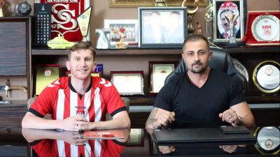 ÇAMLıHEMŞİN TOPLUCA’DAN YİĞİDOLAR’A UZANAN HİKÂYE! BURSASPOR’DA PARLADI, FENERBAHÇE’YE TRANSFER OLDU,