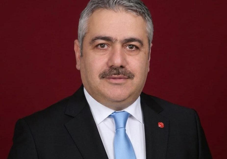 Saadet Partisi Rize İl Sosyal İşler Başkanı Kamil Akyıldız, Türkiye'de