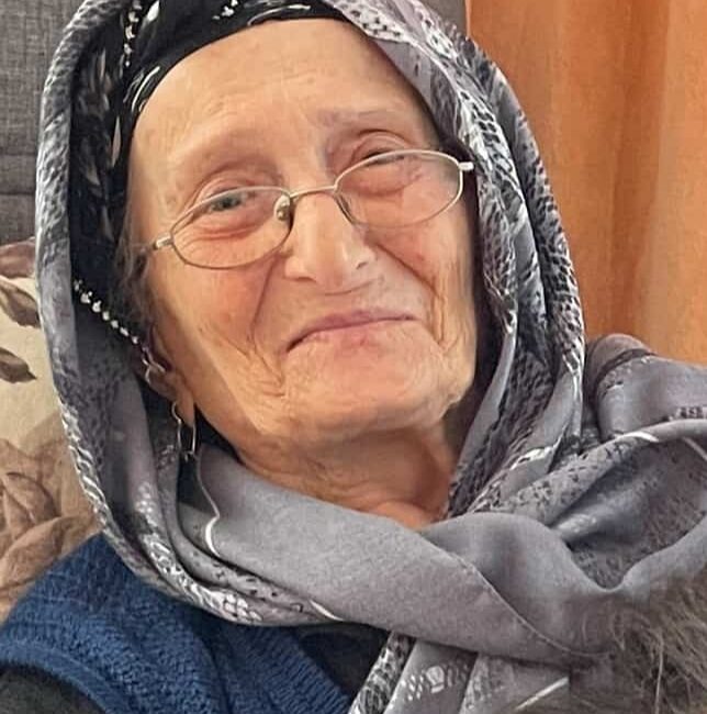 88 YAŞINDAKİ GÜLİZAR AYDOĞAN RİZE'DE TOPRAĞA VERİLDİ