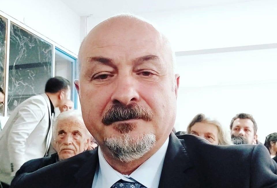 Kemalpaşa Stadının temel atma törenine katılmadığı için eleştirilen Belediye Başkanı