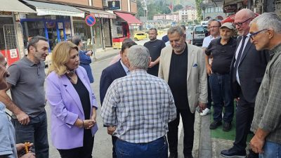 Yeni Parti Rize Milletvekili Tahsin Ocaklı, İstanbul Milletvekili Turan Taşkın
