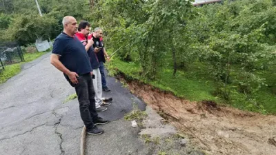 Yoğun yağışların ardından Çamlıca ve Kayabaşı mahallelerindeki fındık bahçelerinde inceleme