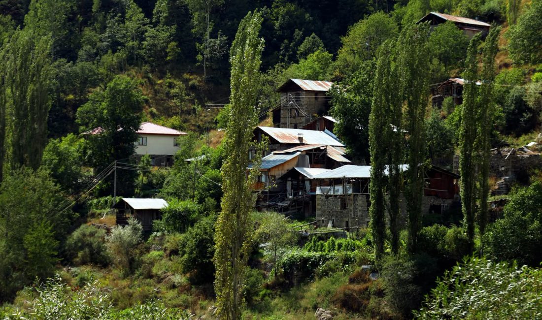 Gittik, gezdik, araştırdık, belgeledik, fotoğrafladık ve yazdık… &nbsp; Daha önce