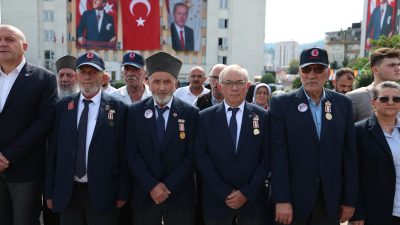 Vali İhsan Selim Baydaş, Rize Belediye Başkanı Rahmi Metin, İl