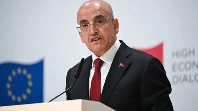 ADNAN ONAY &nbsp; Ekonominin iyi yönetilmediğine dair geçmişte birkaç yazı