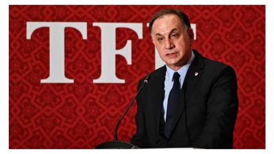ADNAN ONAY Meğer futbolda da sahte evraklarla bir sürü filim