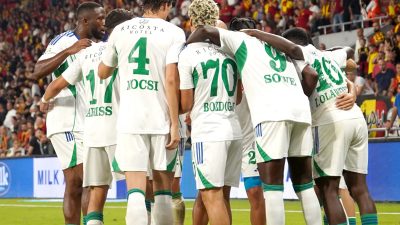 Süper Lig'in 6. haftasının kapanış maçında Göztepe, sahasında Rizespor'u konuk