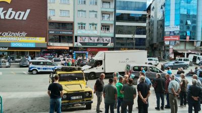 Rize’nin Ardeşen ilçesinde banka şubesi önünde meydana gelen silahlı saldırıda