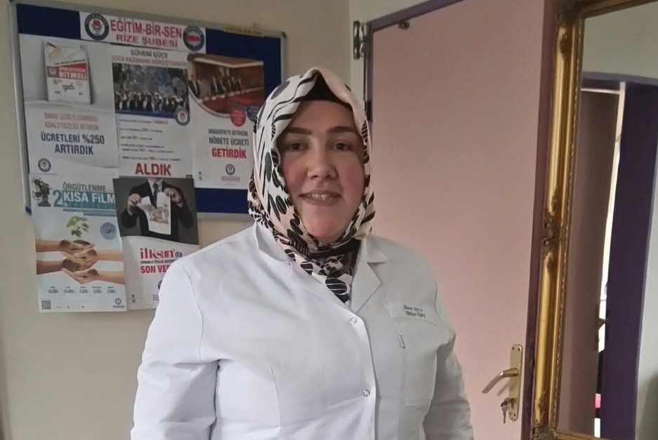 Uzun süredir kanser tedavisi gören 33 yaşındaki Türkçe öğretmeni Hacer