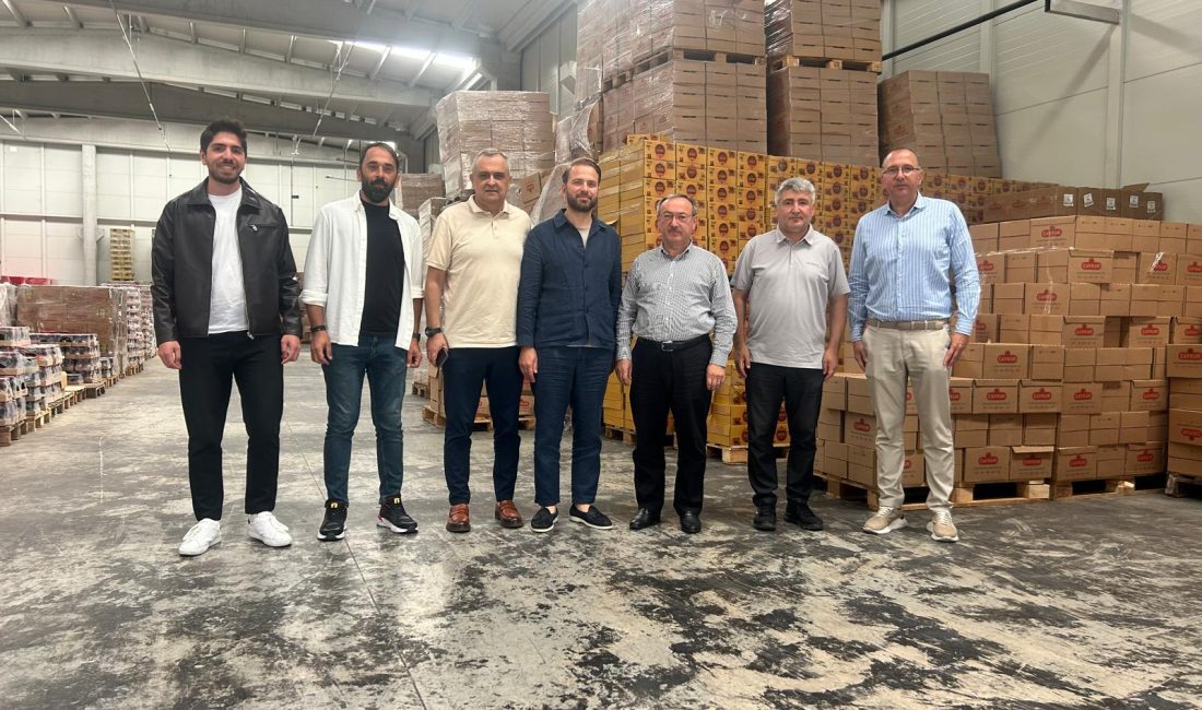 Çaykur Genel Müdürü Yusuf Ziya Alim, saha çalışmaları kapsamında Bolu