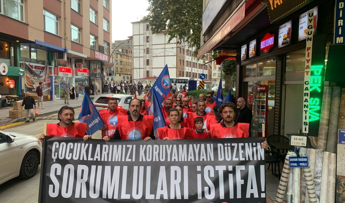 EĞİTİM-İŞ SENDİKASI RİZE ŞUBESİ
"EĞİTİMDE ŞİDDETE KARŞI "BASIN AÇIKLAMASI.YAPTI