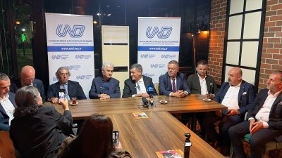 Uluslararası Nakliyeciler Derneği (UND) Başkanı, Rize’de basın mensuplarıyla buluşarak Sarp